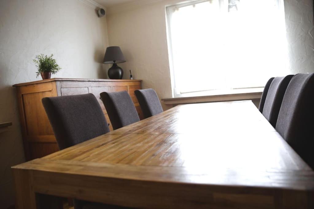 Cozy 3 Bedroom House With 11 Kw Electric Car Charger Hesperange Exterior foto